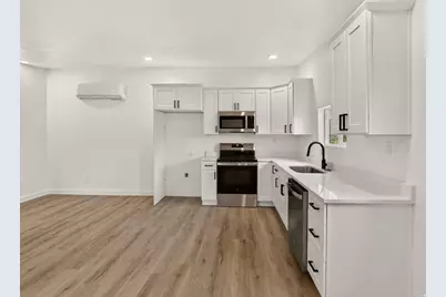 785 S 400 E, Price, UT 84501 - Photo 3