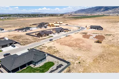 3793 W 925 St N #13, Cedar City, UT 84721 - Photo 9