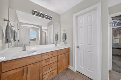 5668 W Tuscan Rose Cir S, Herriman, UT 84096 - Photo 25