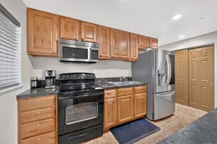 5668 W Tuscan Rose Cir S, Herriman, UT 84096 - Photo 31