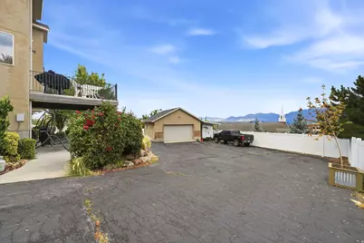 5668 W Tuscan Rose Cir S, Herriman, UT 84096 - Photo 43