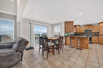 5668 W Tuscan Rose Cir S, Herriman, UT 84096 - Photo 17