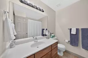 5668 W Tuscan Rose Cir S, Herriman, UT 84096 - Photo 33