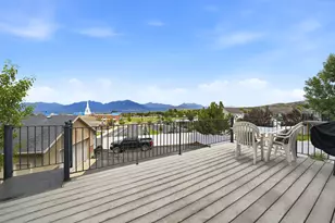 5668 W Tuscan Rose Cir S, Herriman, UT 84096 - Photo 3