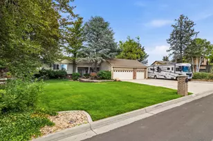 4129 W Donibristle Cir, South Jordan, UT 84009 - Photo 3
