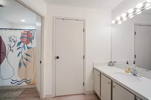 939 S Donner Way, Salt Lake City, UT 84108 - Photo 11