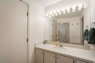 939 S Donner Way #101, Salt Lake City, UT 84108 - Photo 13