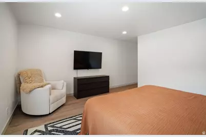 939 S Donner Way #101, Salt Lake City, UT 84108 - Photo 11