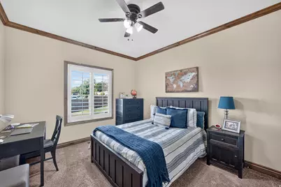 1043 E Mach Schnell Dr, Sandy, UT 84094 - Photo 19
