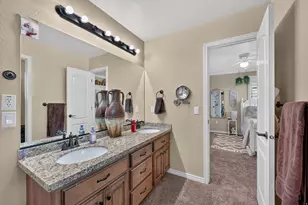 1043 E Mach Schnell Dr, Sandy, UT 84094 - Photo 29