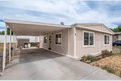 2600 N Hill Field Rd #5, Layton, UT 84041 - Photo 23