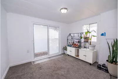 2600 N Hill Field Rd #5, Layton, UT 84041 - Photo 19