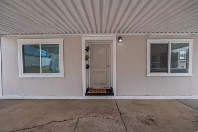 2600 N Hill Field Rd #5, Layton, UT 84041 - Photo 3