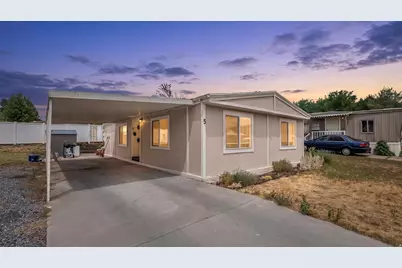 2600 N Hill Field Rd #5, Layton, UT 84041 - Photo 1