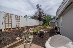 2600 N Hill Field Rd, Layton, UT 84041 - Photo 21