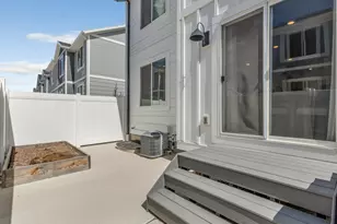 1786 E Eagle View Ln, Eagle Mountain, UT 84005 - Photo 21