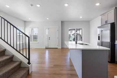 515 W Caroles Way #125, Tooele, UT 84074 - Photo 5
