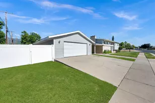 6117 S Glen Oaks St, Murray, UT 84107 - Photo 3