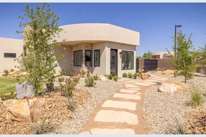 1335 W Shinnecock Cir, Saint George, UT 84770 - Photo 19