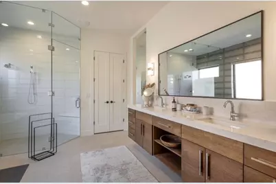 1335 W Shinnecock Cir, Saint George, UT 84770 - Photo 7