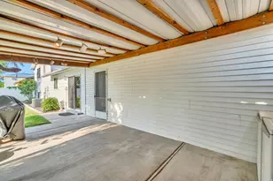 1452 S 875 W, Woods Cross, UT 84087 - Photo 25