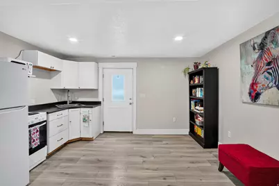 6327 W Sugarcane Dr, South Jordan, UT 84009 - Photo 27