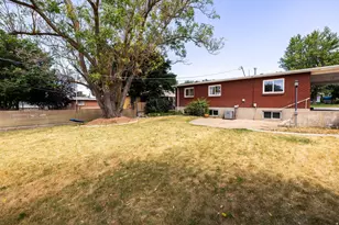 348 E 300 N, Centerville, UT 84014 - Photo 25