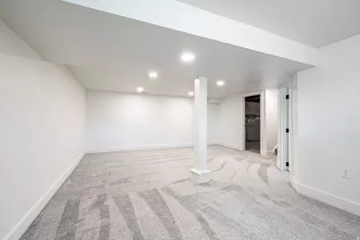 348 E 300 N, Centerville, UT 84014 - Photo 19