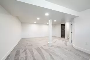 348 E 300 N, Centerville, UT 84014 - Photo 19