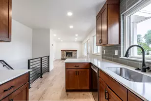 348 E 300 N, Centerville, UT 84014 - Photo 9