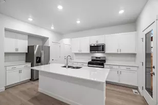 882 E Eden St, Eagle Mountain, UT 84005 - Photo 15