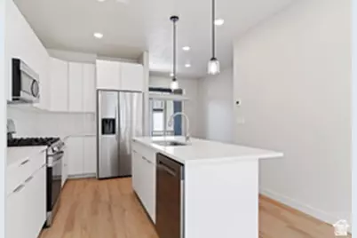 1159 N Downfield Ln #204, North Salt Lake, UT 84054 - Photo 7