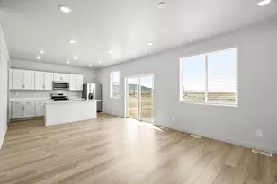 888 E Eden St, Eagle Mountain, UT 84005 - Photo 7