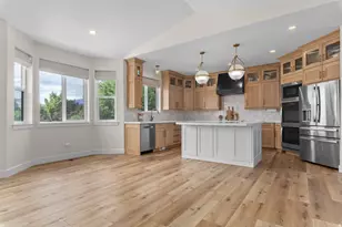 1002 W 1425 N, Lehi, UT 84043 - Photo 11