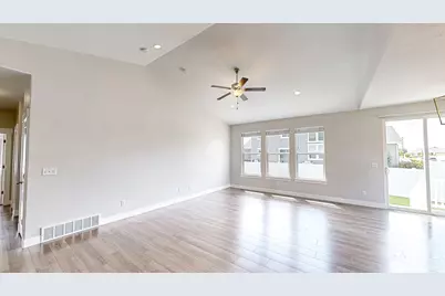 229 N 2810 E, Spanish Fork, UT 84660 - Photo 3