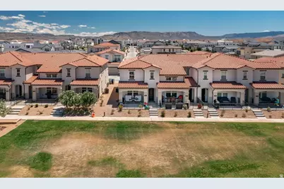 744 W Sunfire Ln, Saint George, UT 84790 - Photo 47