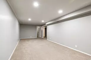 394 E Bridlewood Dr S, Salt Lake City, UT 84107 - Photo 19