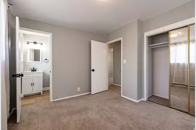 394 E Bridlewood Dr S, Salt Lake City, UT 84107 - Photo 11