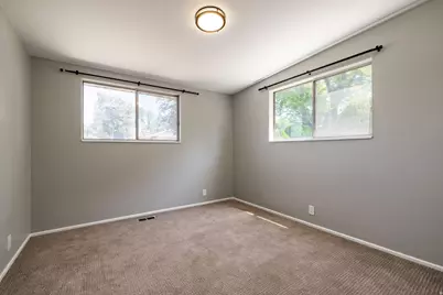 394 E Bridlewood Dr S, Salt Lake City, UT 84107 - Photo 9