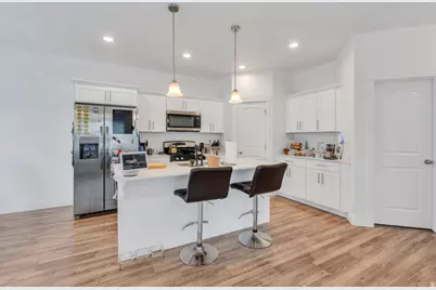 1537 N 3890 W, Lehi, UT 84043 - Photo 5