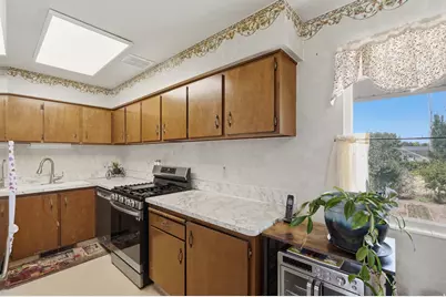 277 E 1150 N, Layton, UT 84041 - Photo 7