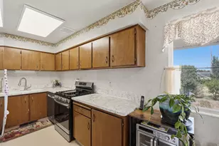 277 E 1150 N, Layton, UT 84041 - Photo 7