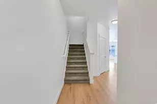 1554 N 3950 W, Lehi, UT 84043 - Photo 3