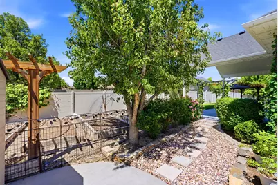 2034 W Meridies Dr S, South Jordan, UT 84095 - Photo 45