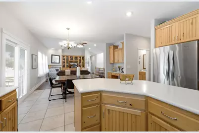 2034 W Meridies Dr S, South Jordan, UT 84095 - Photo 13