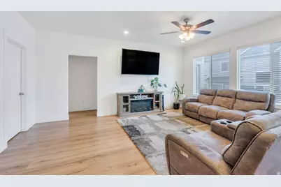 1536 N 3950 W, Lehi, UT 84043 - Photo 7