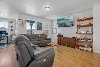 7077 W Owens View Way S #228, West Jordan, UT 84081 - Photo 9