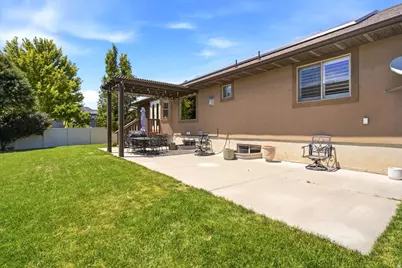 3613 W 100 S, Layton, UT 84041 - Photo 27