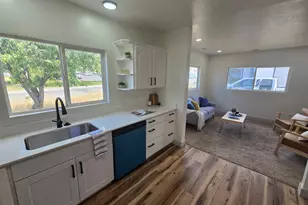 421 N 50 W, Tooele, UT 84074 - Photo 7