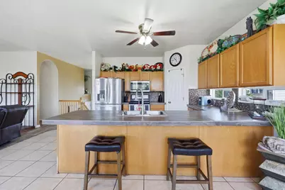 969 W Foxboro Dr S, North Salt Lake, UT 84054 - Photo 5